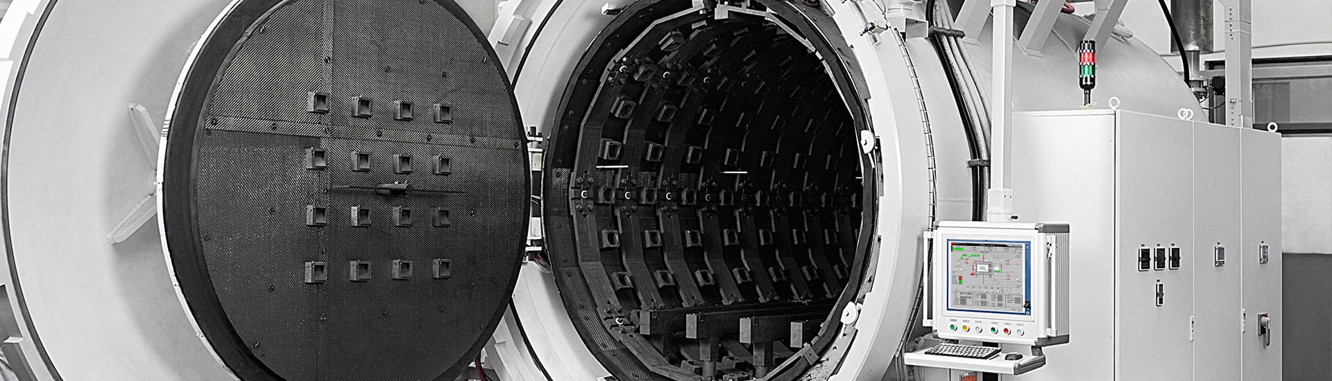 Fulcrum Gas Quenching Vacuum Furnace - Large Graphite Hot Zone